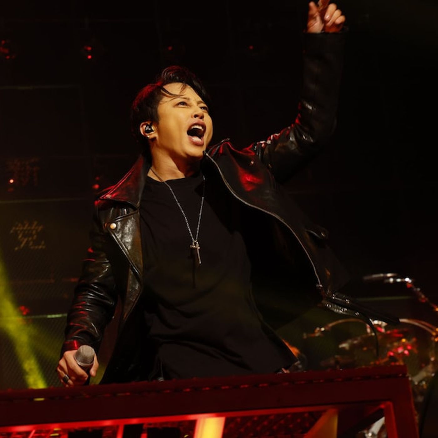 T.M.Revolutionデビュー30周年公演でファン7000人と見せた絆、息ぴったりなコールの応酬に「最高やな！」（ライブレポート） - 音楽ナタリー episode artwork