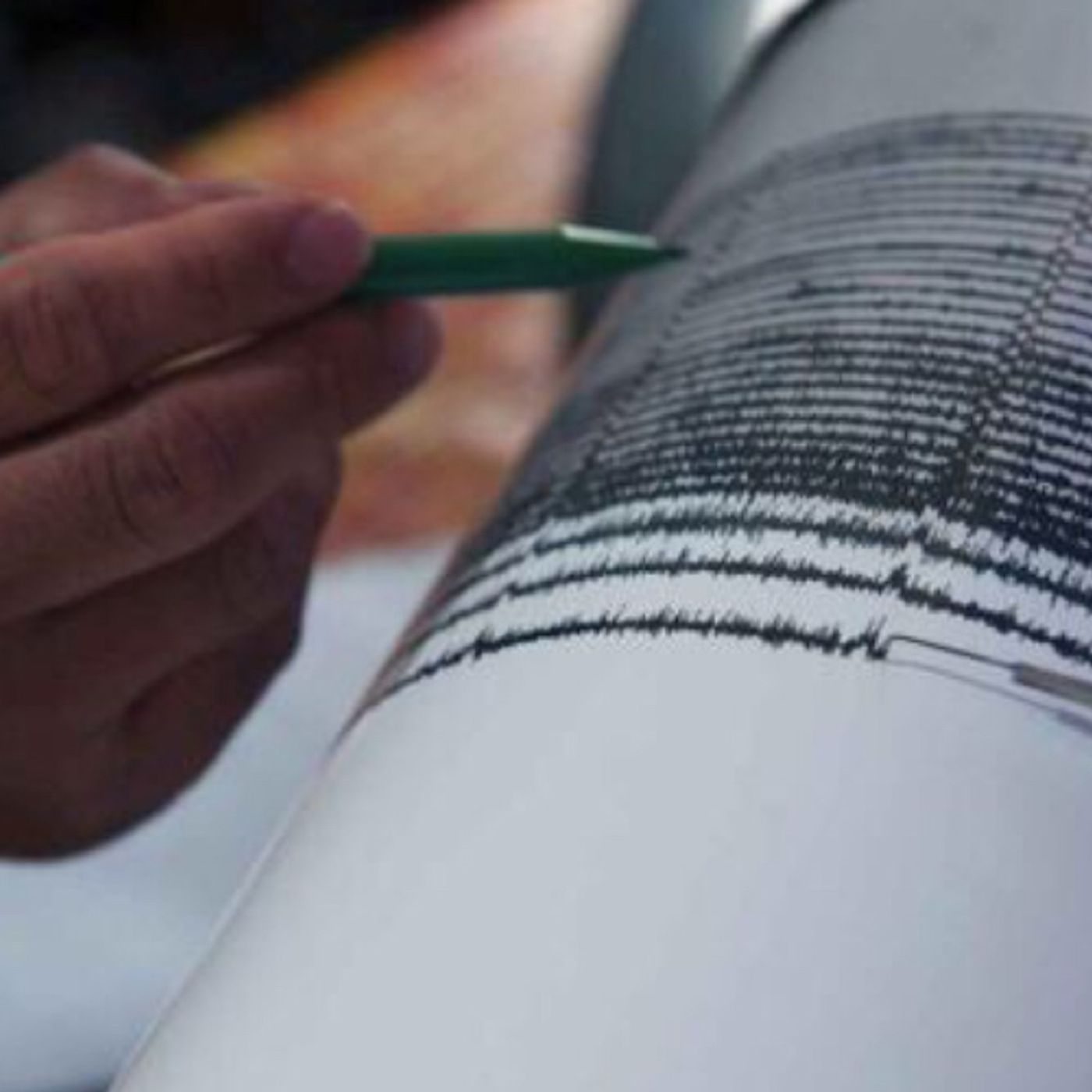 Gempa 5,2 SR Guncang Sebagian Wilayah Jawa Barat dan Jakarta episode artwork