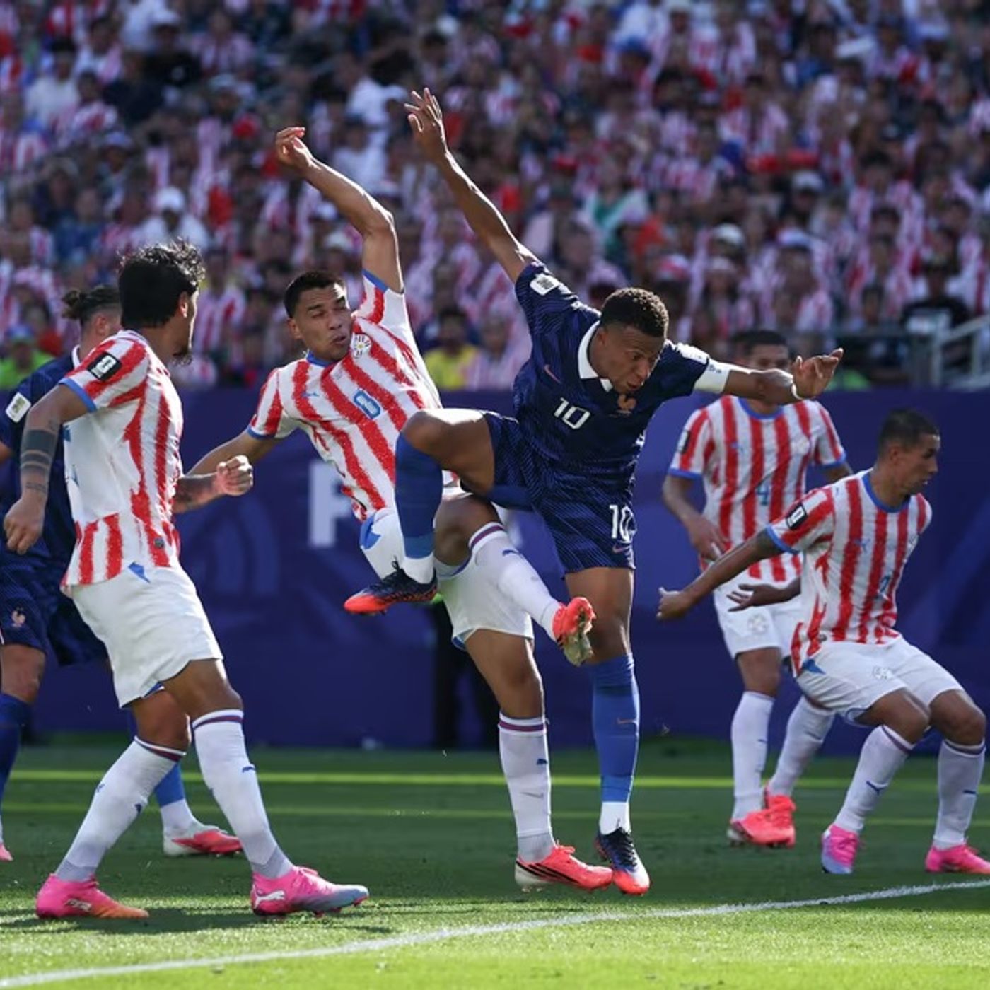 Mondiali: Marocco-Francia è il primo quarto di finale, eliminate Canada e Paraguay episode artwork
