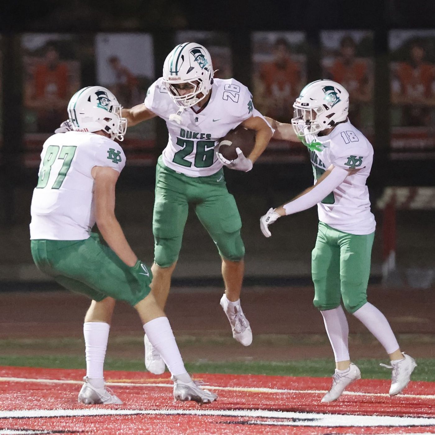 York’s Henry Duda scores 3 TDs, goes over 300 total yards in win against Hinsdale Central episode artwork