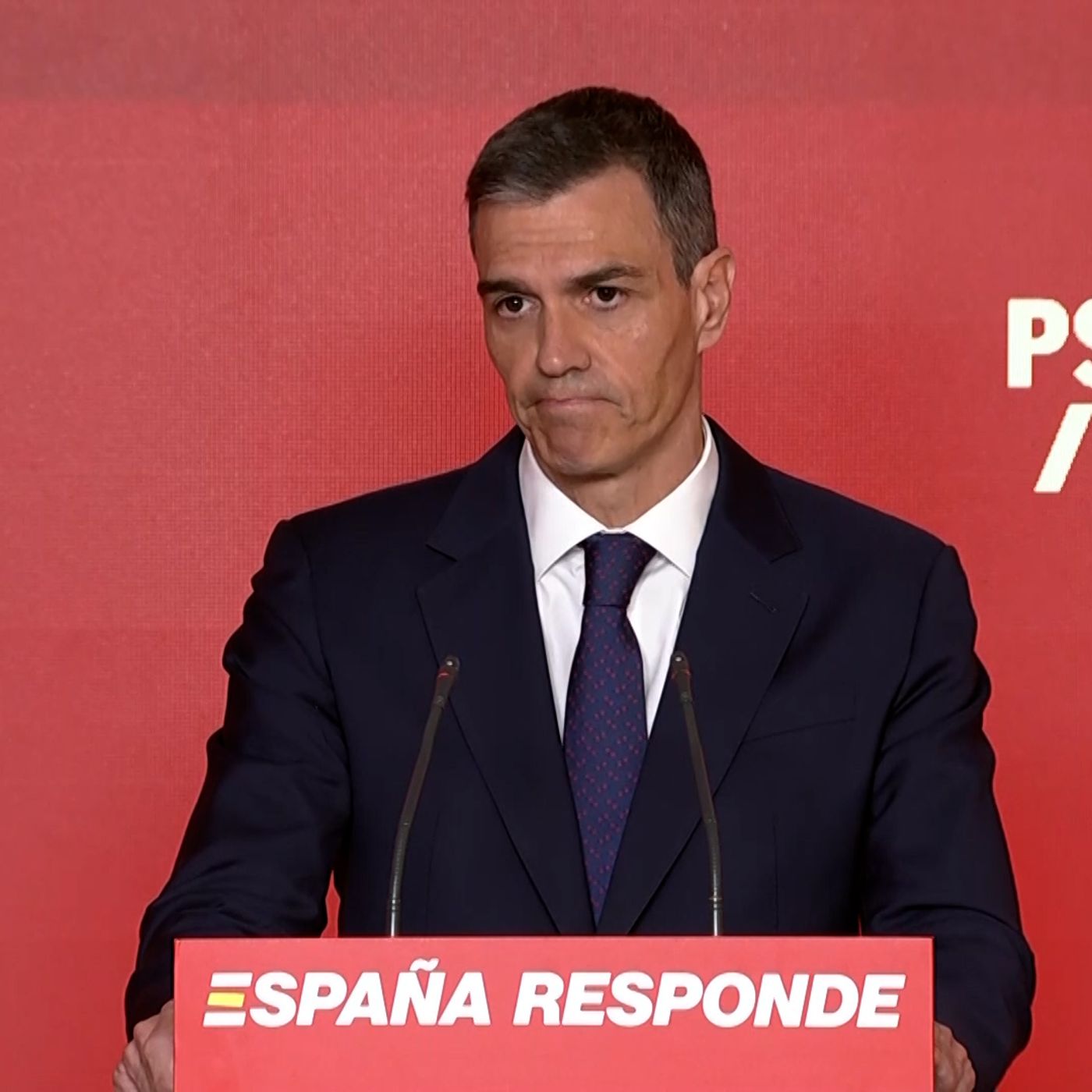 La Trinchera de Llamas del 18/10/2025 - ¿De dónde sale el dinero en efectivo del PSOE?