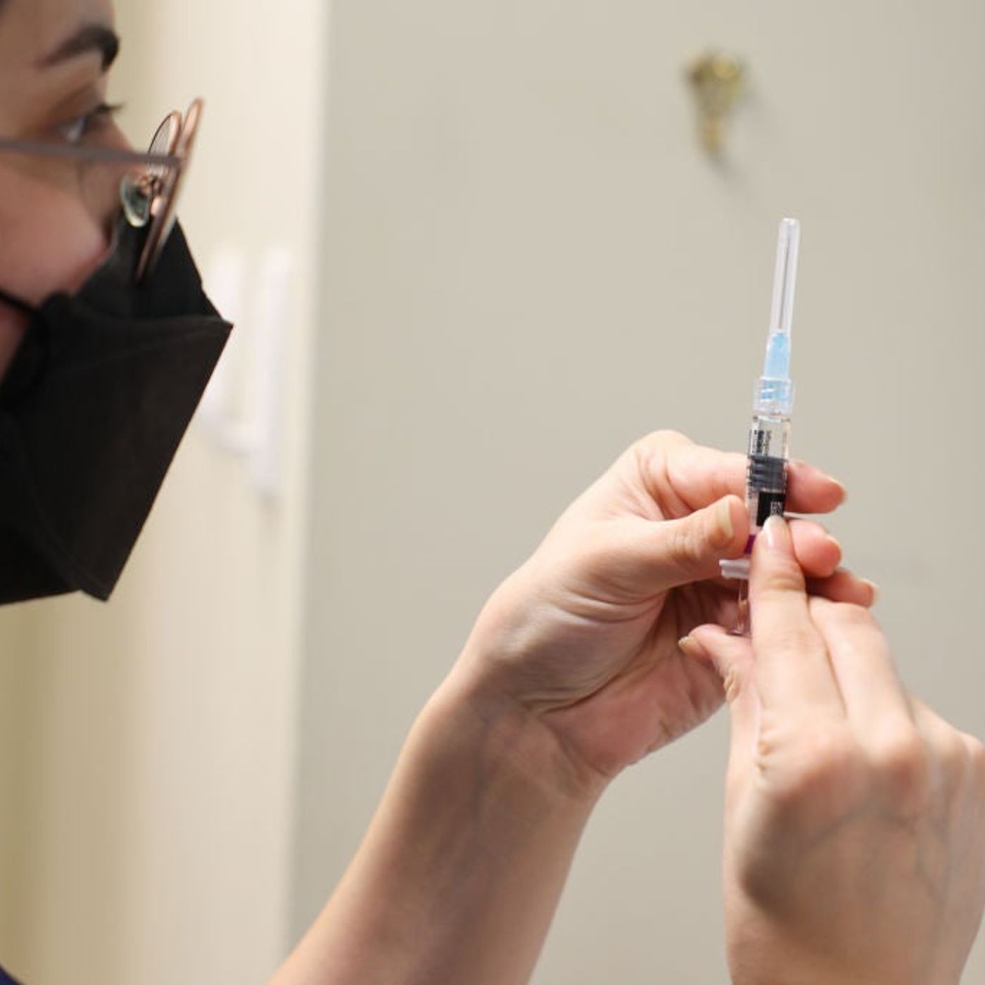 Un experto en microbiología alerta sobre la llegada de la gripe: "La vacunación es la barrera más eficaz" episode artwork