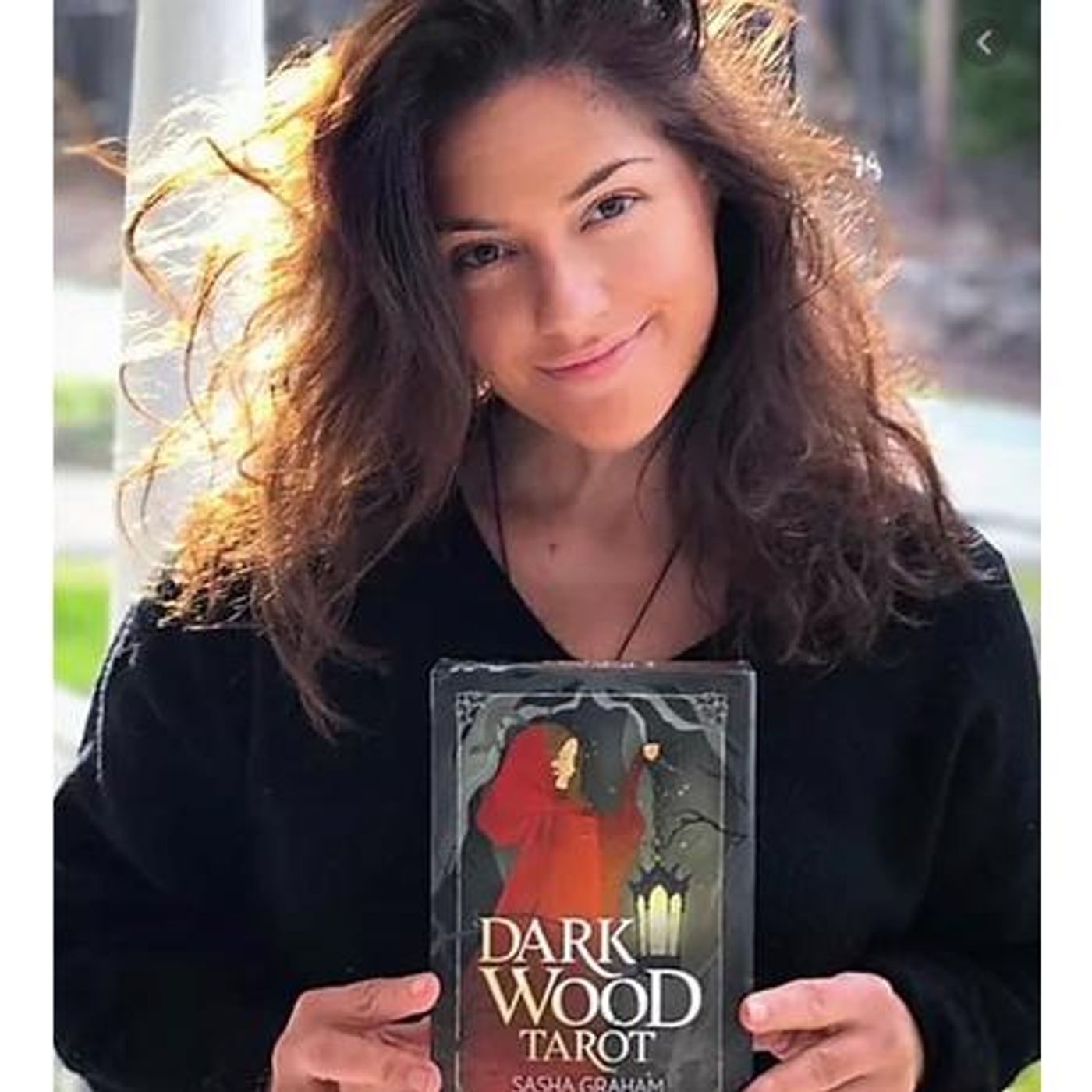 The Incredible Tarot Diva - Sasha Graham! episode artwork