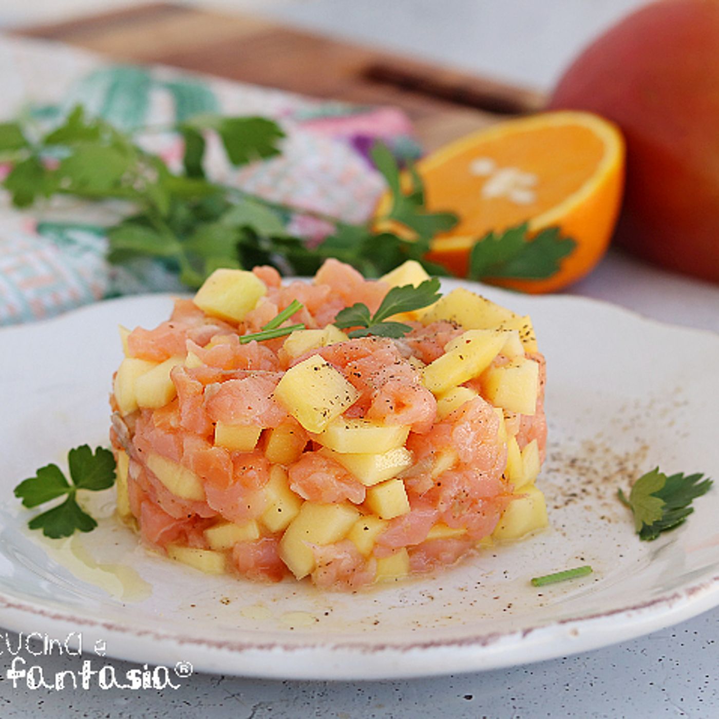 Tartare di salmone e mango