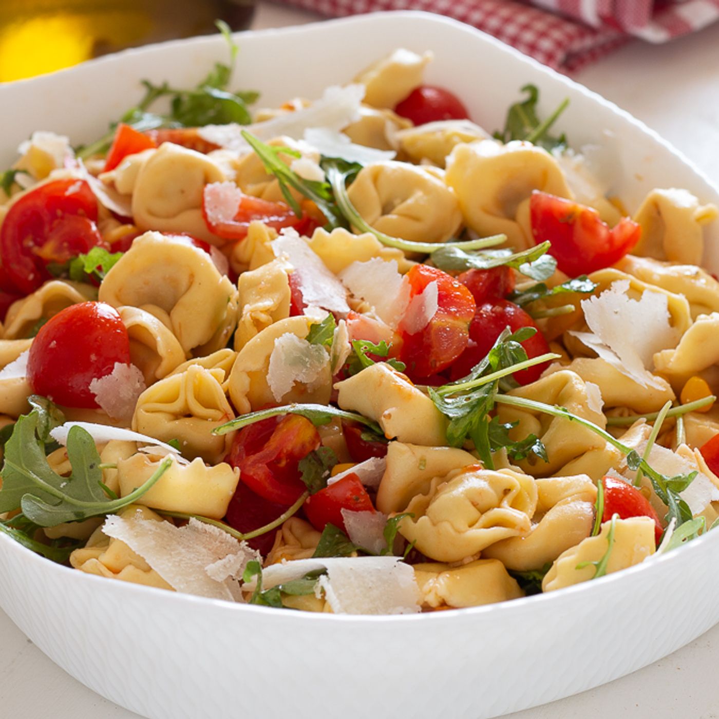 Insalata di tortellini freddi episode artwork