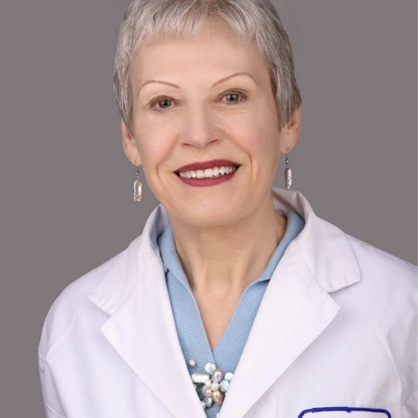 Dr. Hélène Bertrand – Physician, Researcher, and International Expert in Pain Management