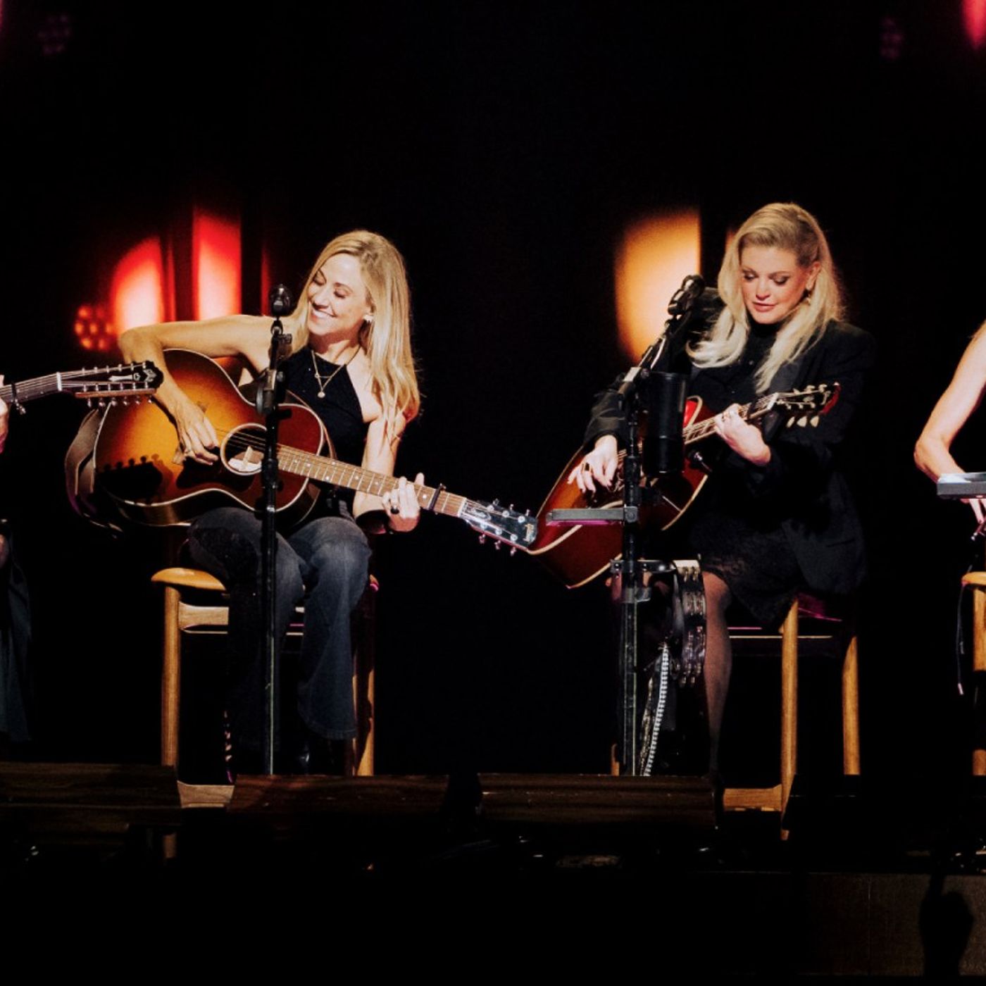 The Chicks Return to Nashville for an Empowering Concert That Refuses to Make Nice