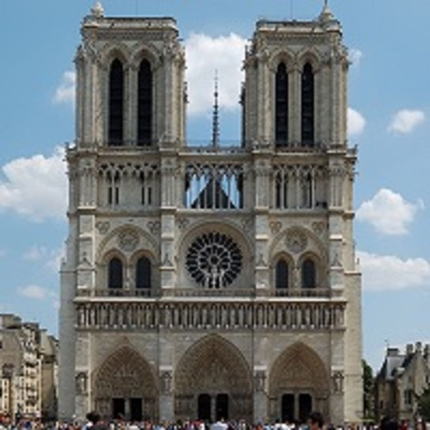Notre Dame diventerà un tempio multimediale della religione unica episode artwork