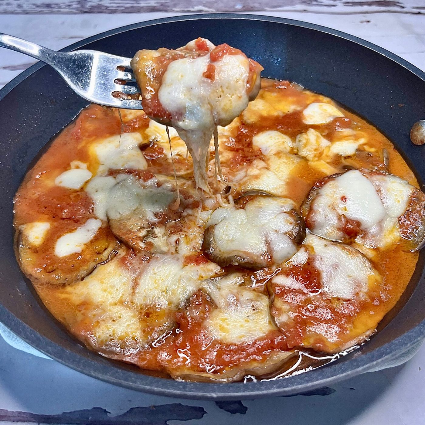 Melanzane alla pizzaiola in padella, senza forno, e con scarpetta garantita! episode artwork