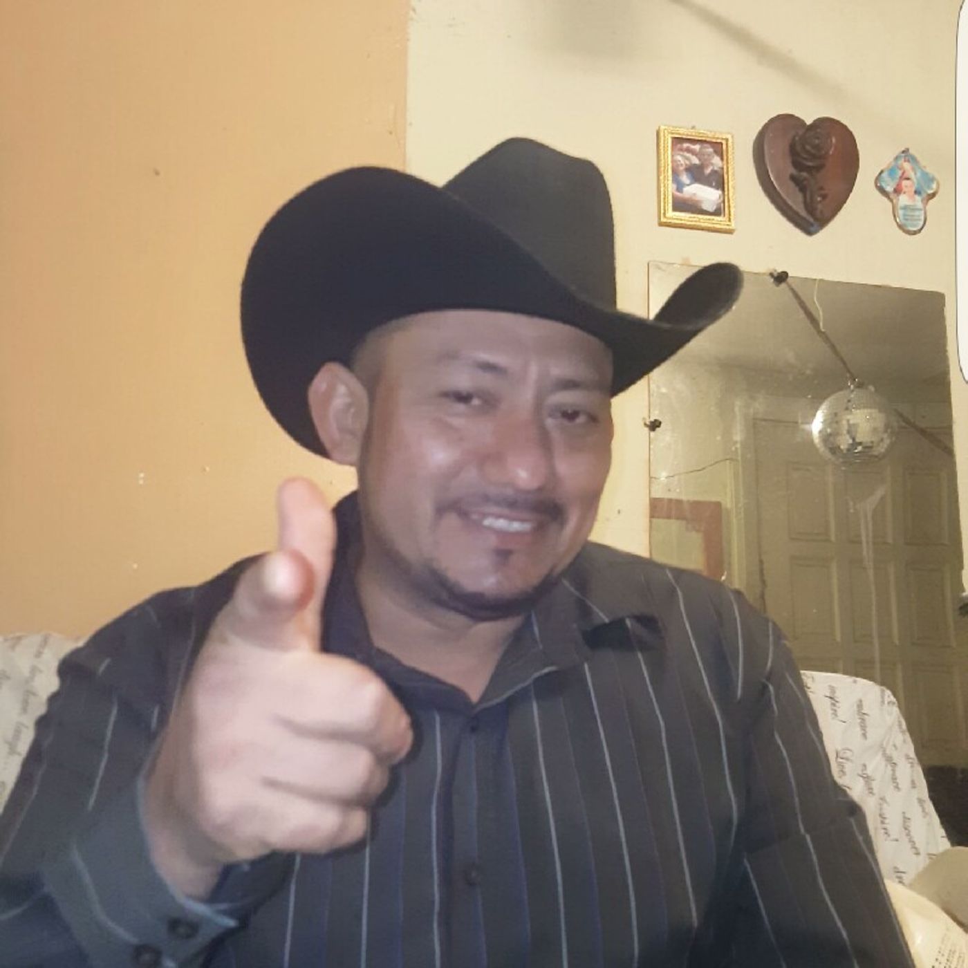 Yo Según que Cantando