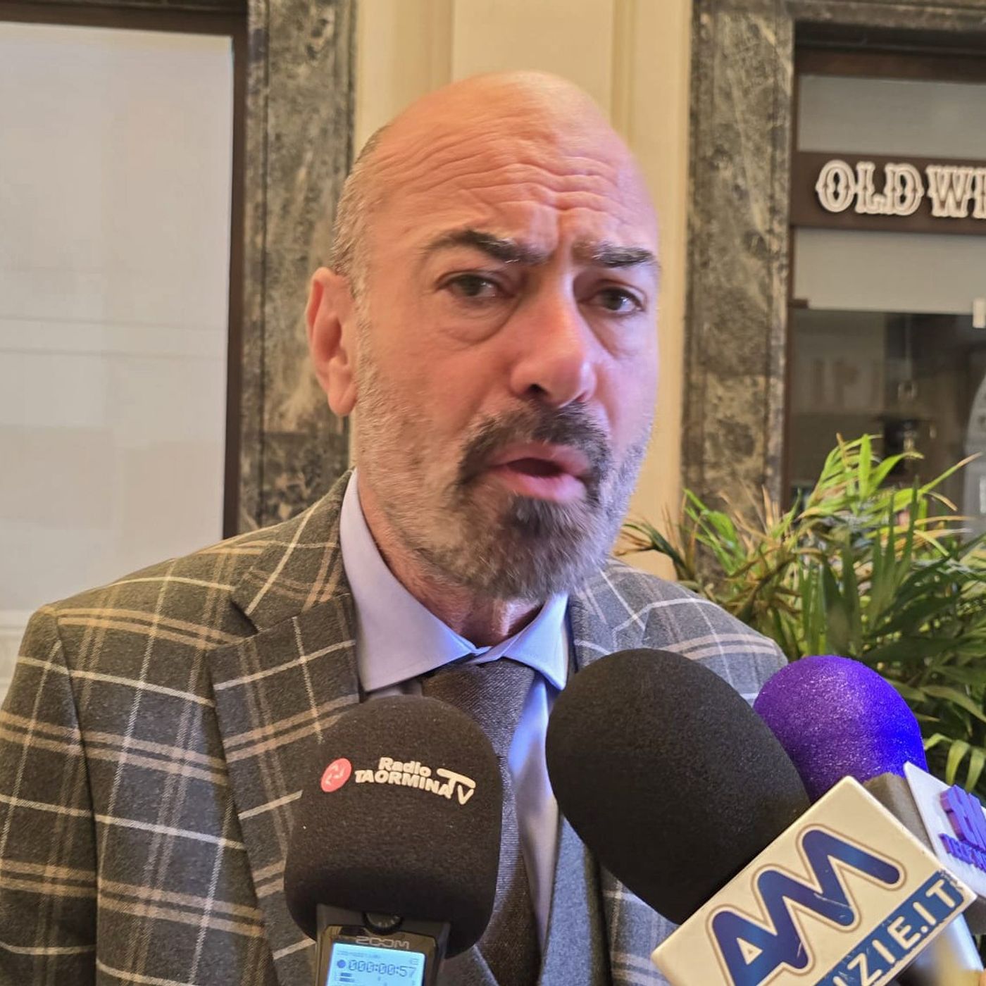 INTERVISTA Messina, dalla visione ai cantieri: otto anni di opere e pianificazione raccontati da Basile, De Luca e Mondello episode artwork