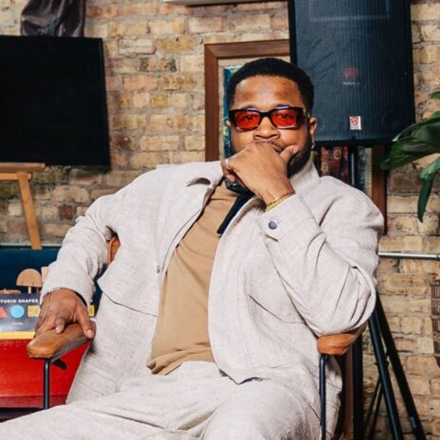 Ep 387 - Renzell, Foundation of Chicago's Hip Hop Renaissance & StudioShapes Founder