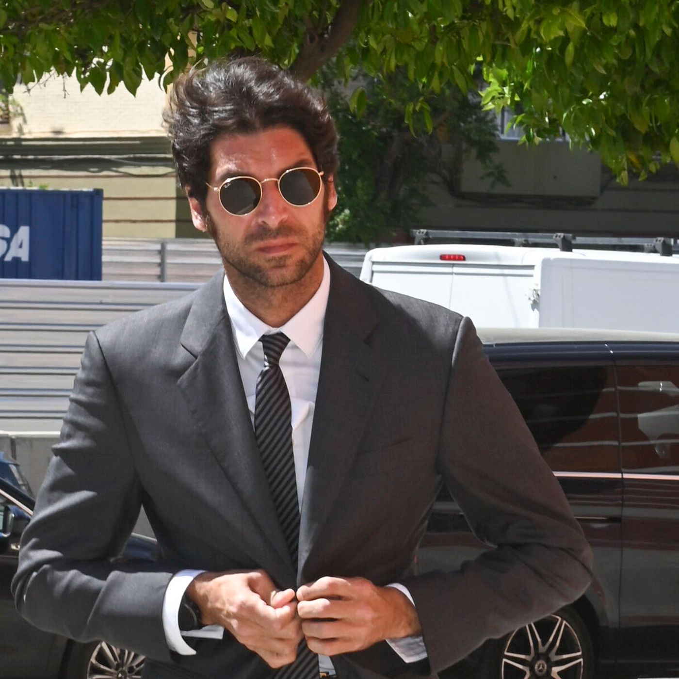 Crónica Rosa: El abogado de Cayetano le defiende en esRadio tras su detención