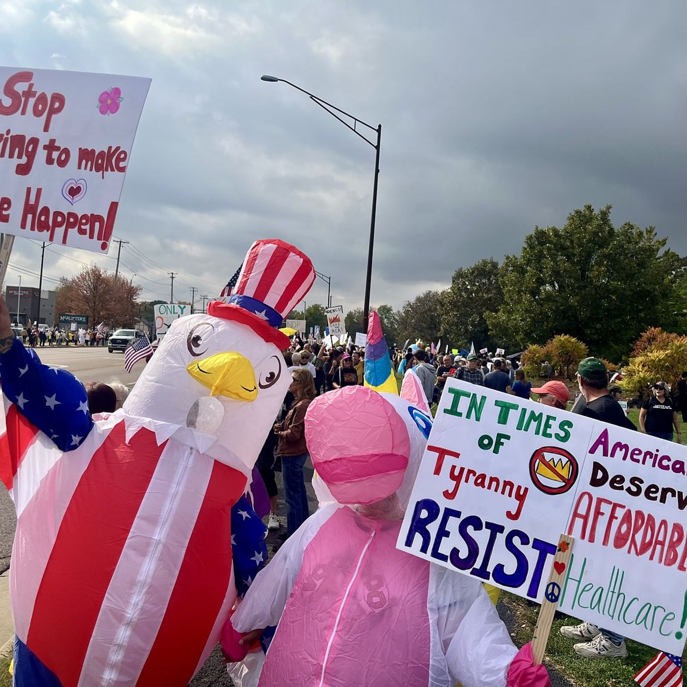‘Americans are suffering:’ Huge crowd rallies at latest ‘No Kings’ protest in DeKalb episode artwork