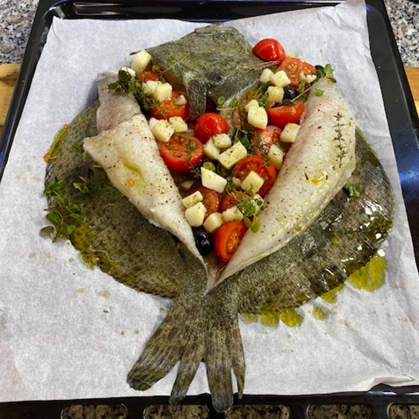 Rombo alla Mediterranea: Ricetta Facile e Gustosa con Sapori Tradizionali episode artwork