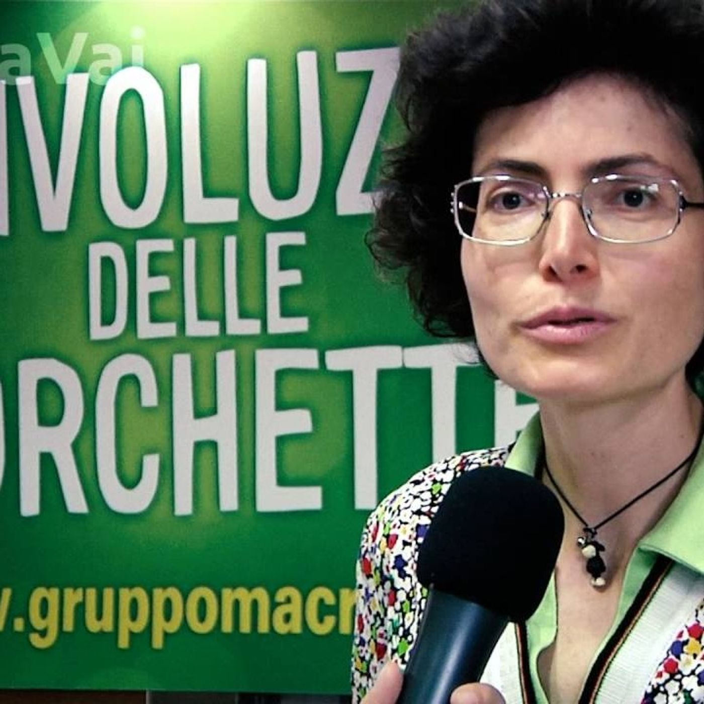 INCONTRO con la Dott.ssa MICHELA DE PETRIS - ALIMENTAZIONE NATURALE E BENESSERE episode artwork
