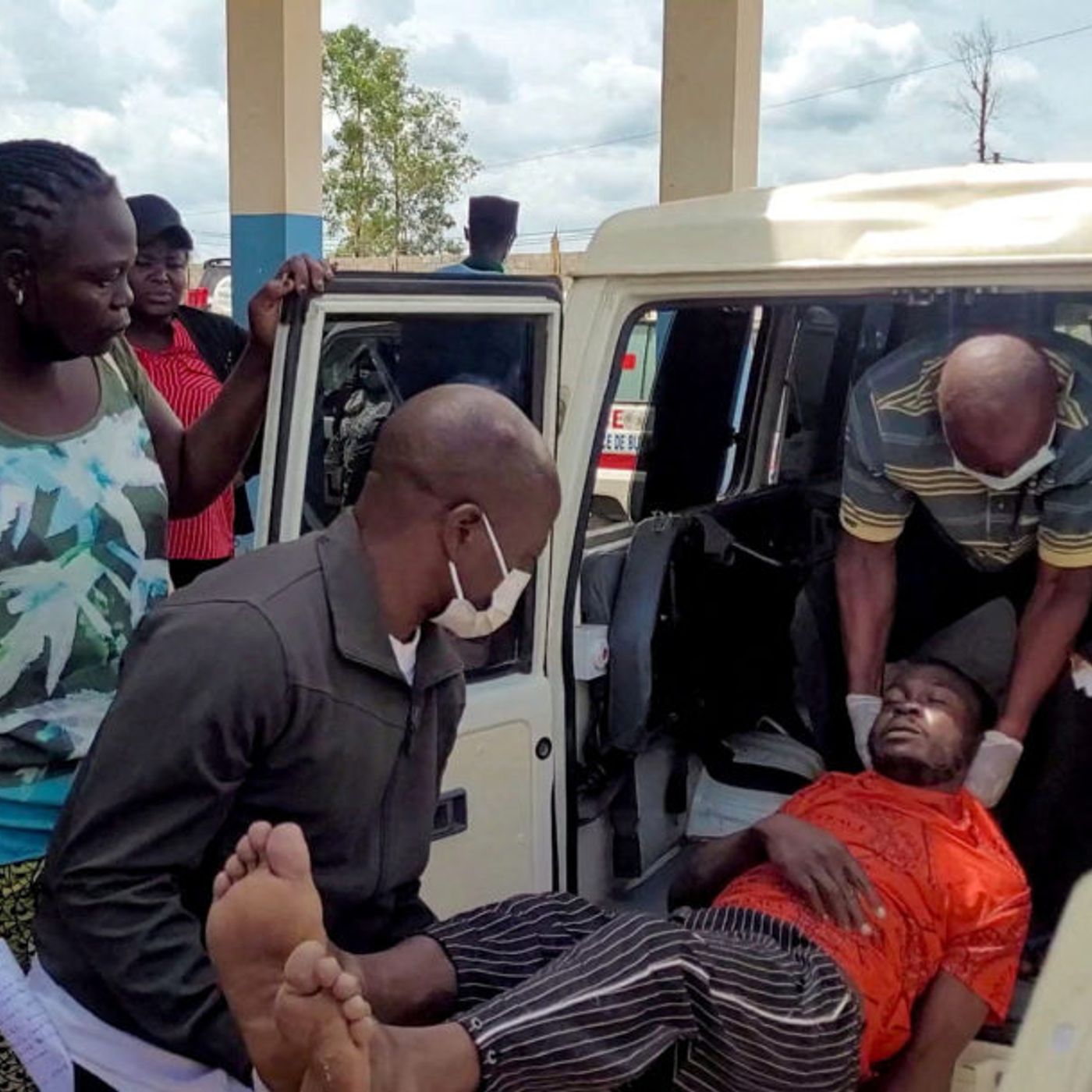 Rare strain of deadly Ebola virus went undetected for weeks in DR Congo episode artwork