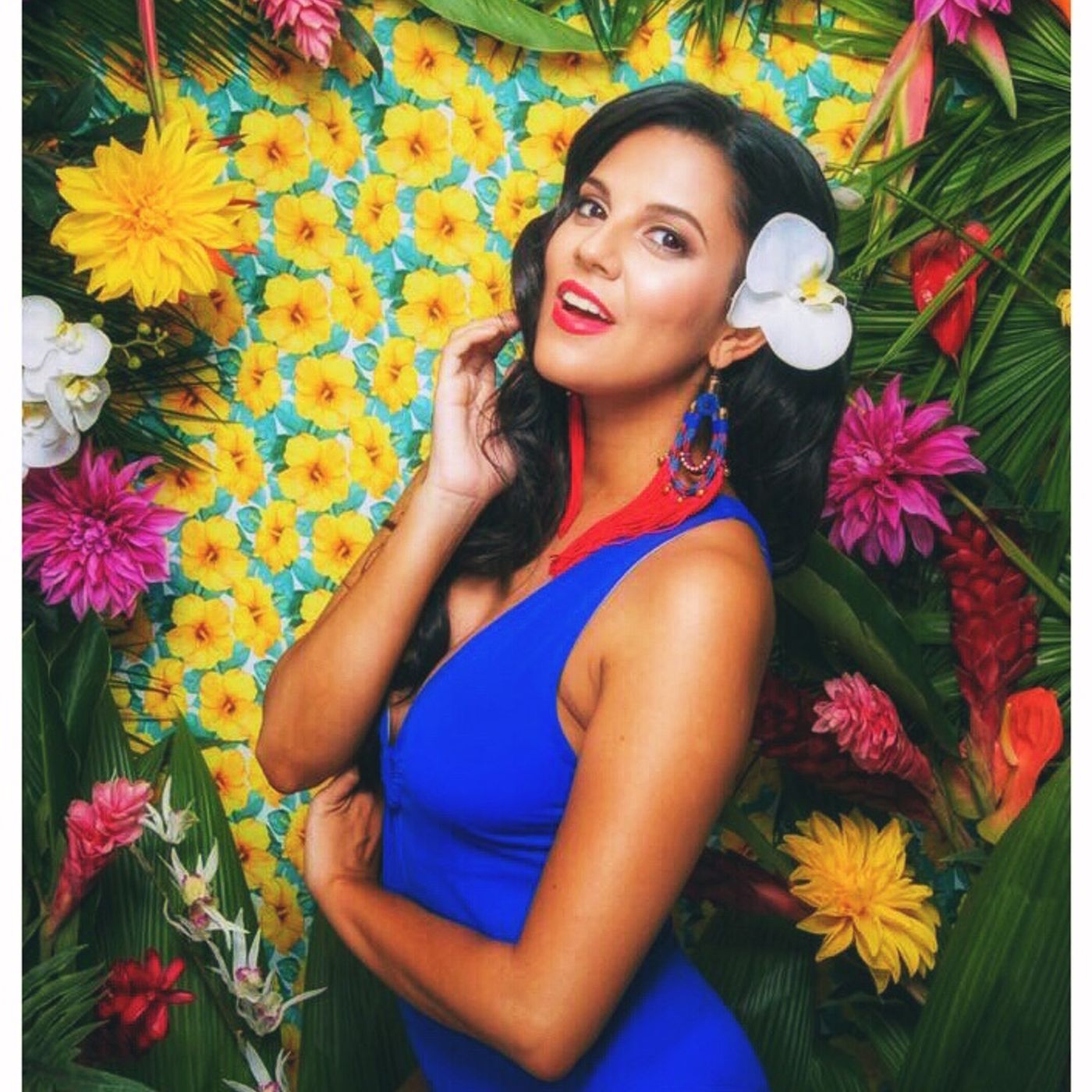 Vanessa Gonzalez  Cantante Costarisense