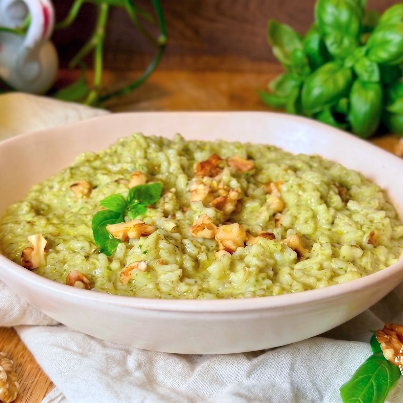 Risotto al basilico: la ricetta facile, cremosa e profumata episode artwork