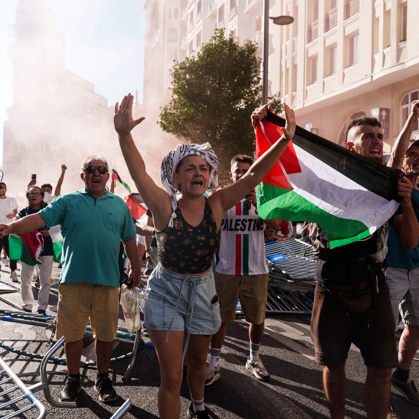 La República de los Tonnntos: Sánchez hace de "hooligan" y se carga La Vuelta a España