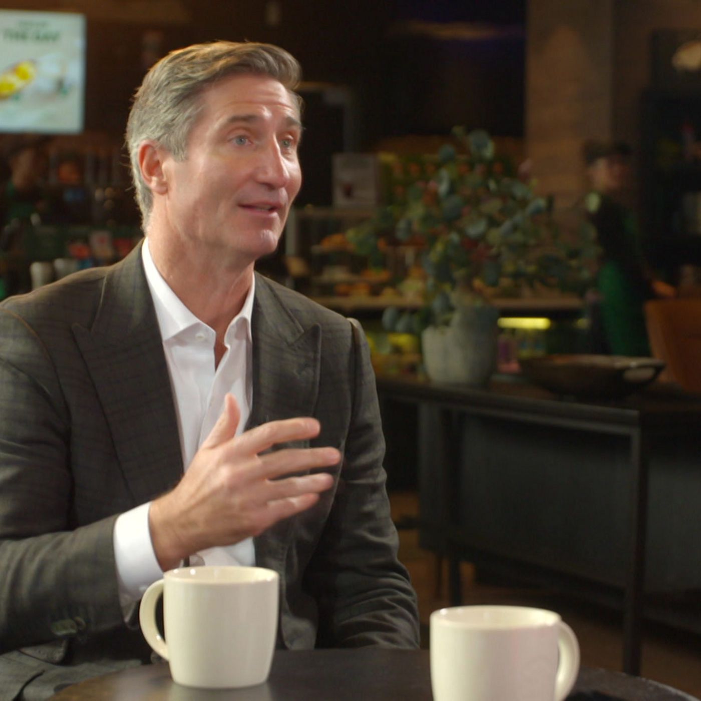 Can Starbucks regain its buzz?