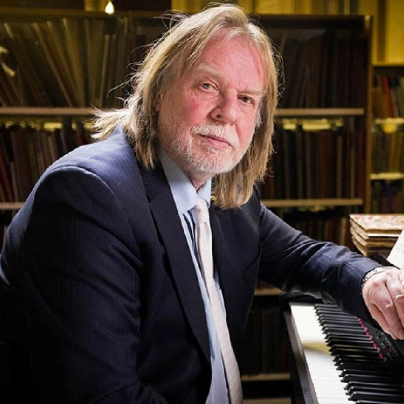 Living On Music with Steve Houk