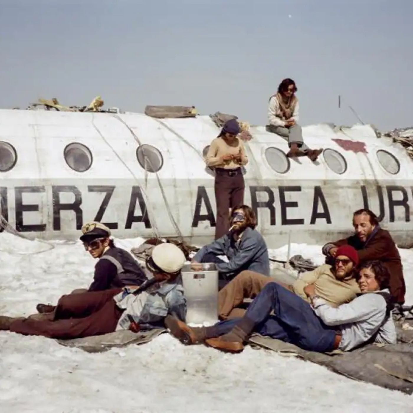 Voces del Misterio nº.928: La sociedad de la nieve, Mérida Secreta, El servicio secreto del Mossad episode artwork