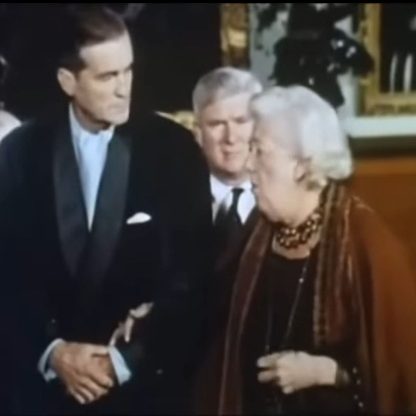 S05E23 - The Stately Ghosts of England (pt2)