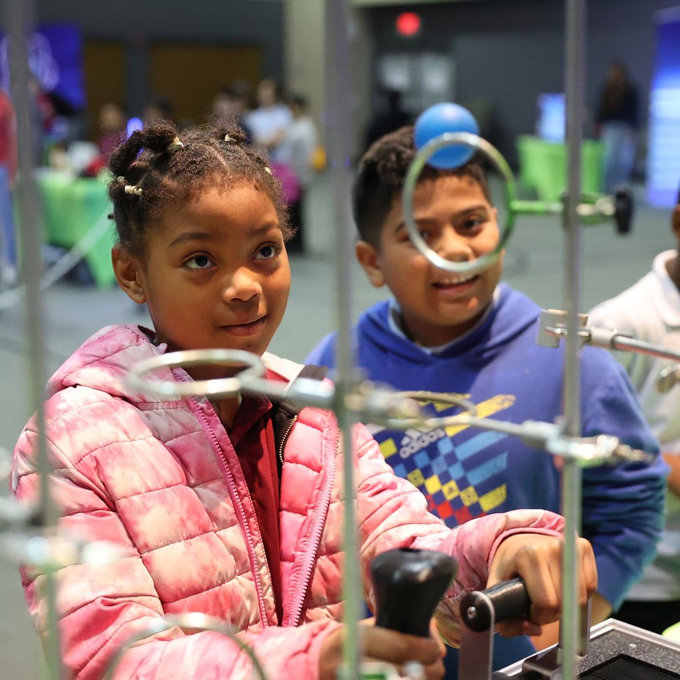 Traveling science museum delights kids in Kankakee episode artwork