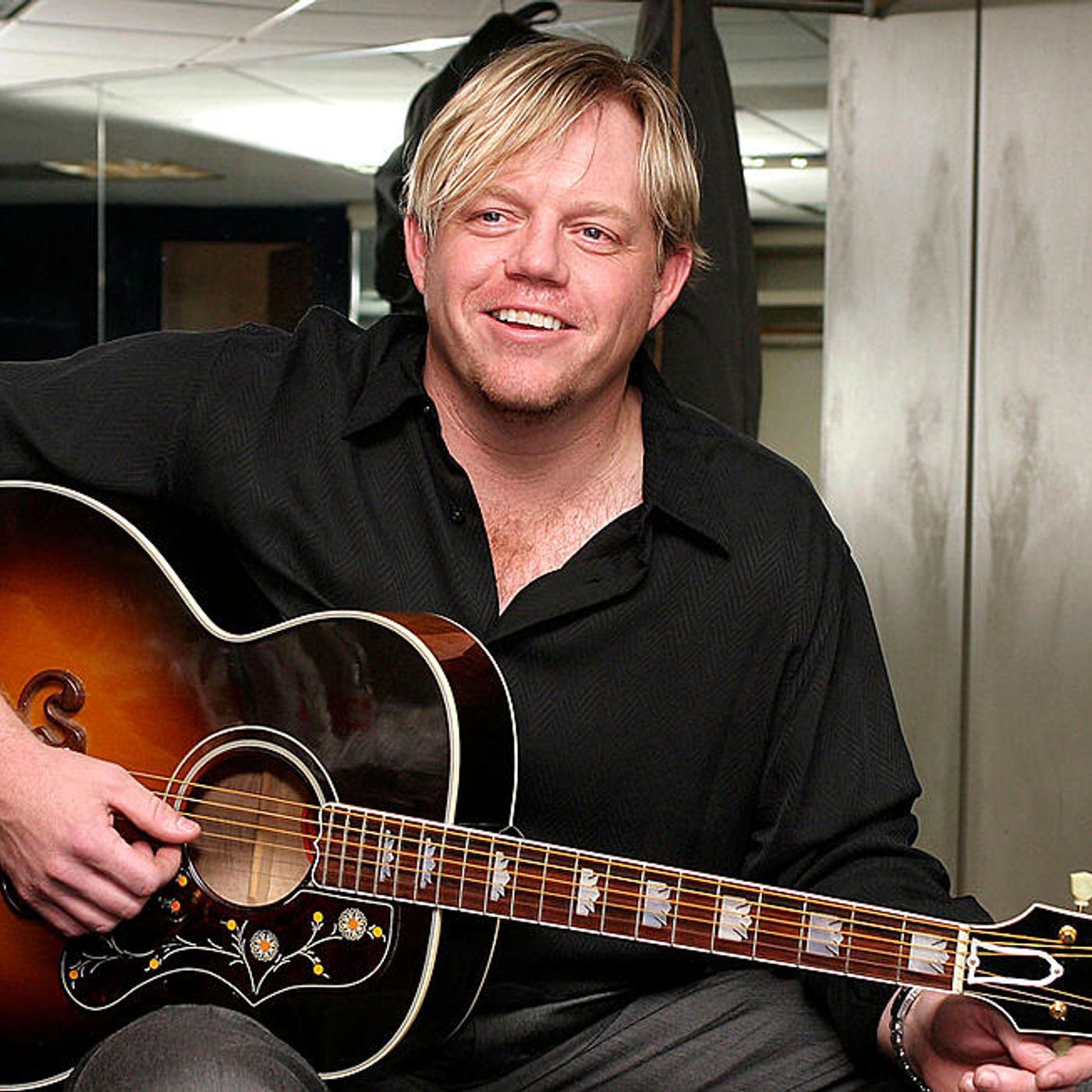 WFLR Featured Artist-Pat Green episode artwork