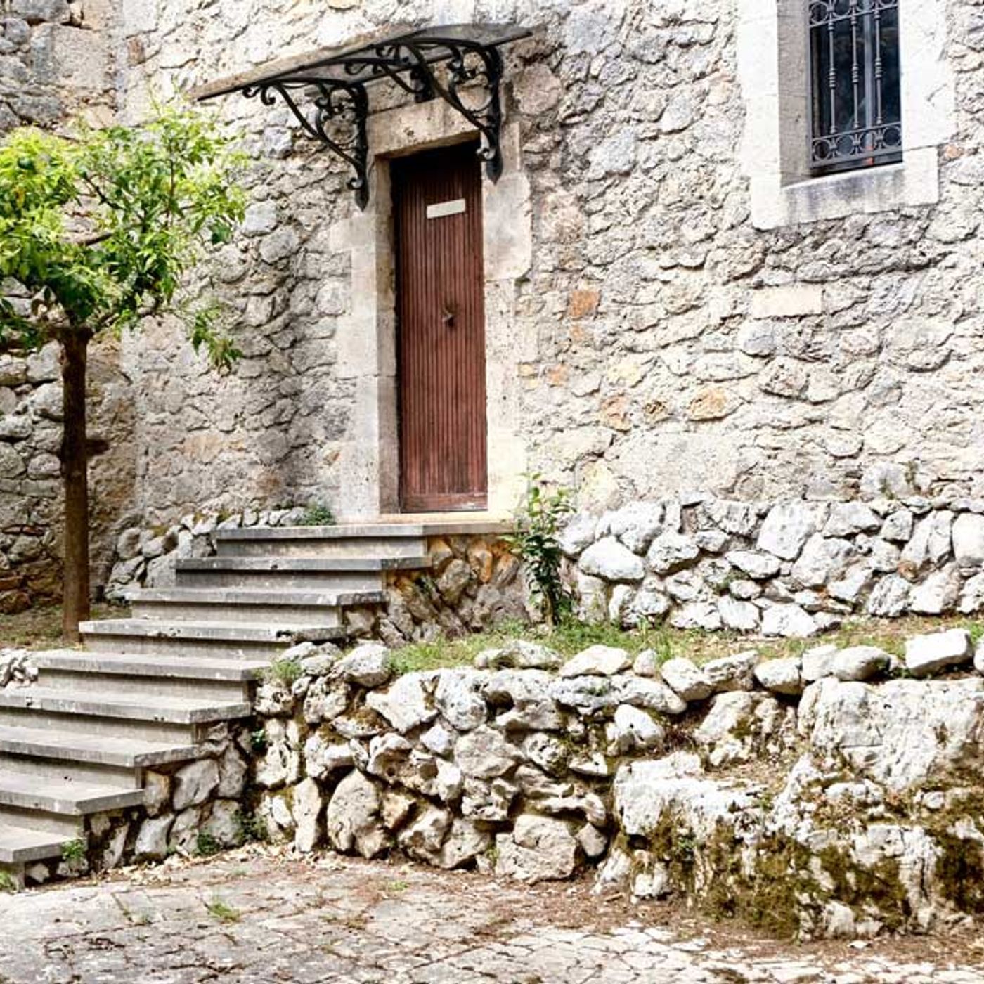 152 - Confraternite, abbazie e miracoli