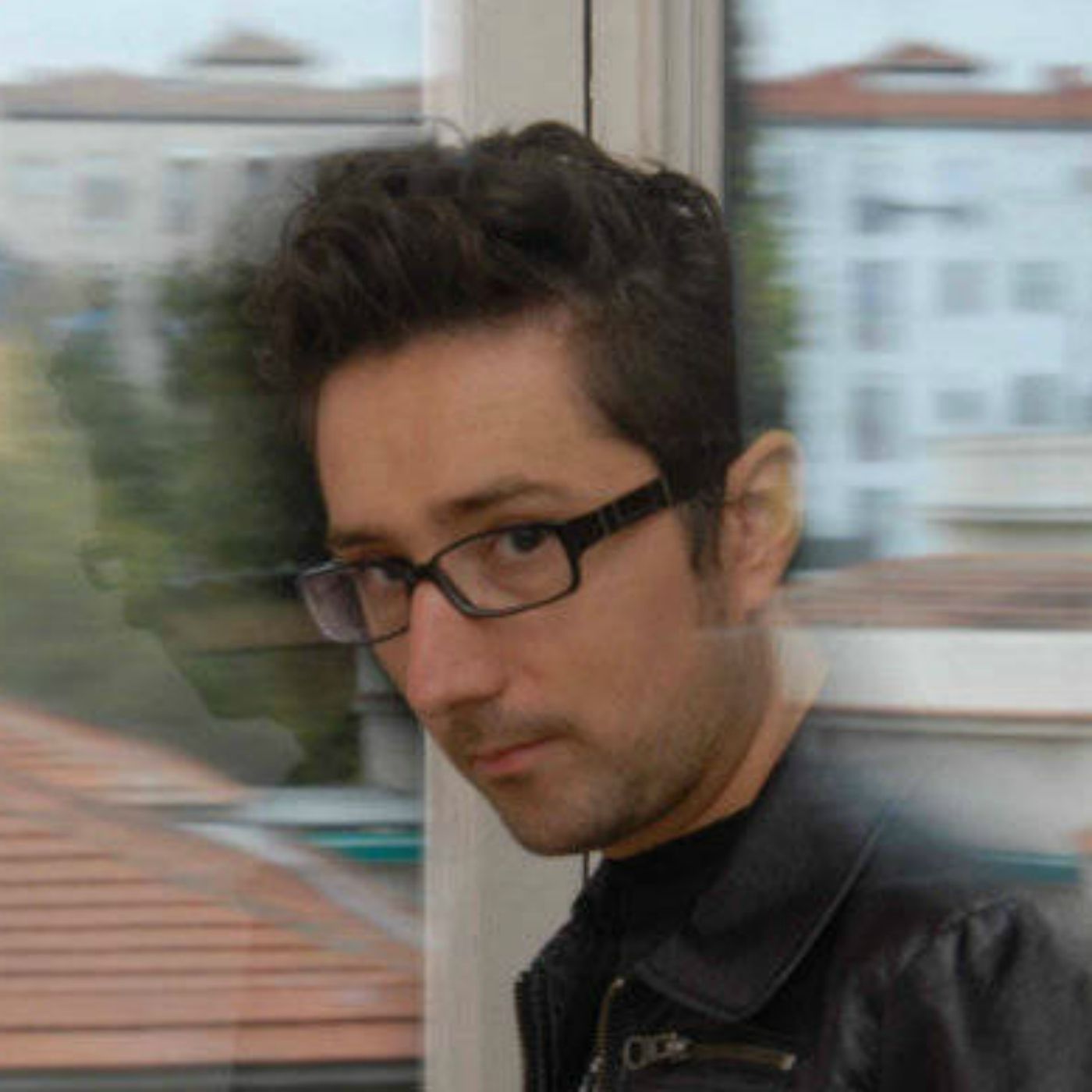E12 Así suena Patricio Pron, ganador del Premio Alfaguara 2019