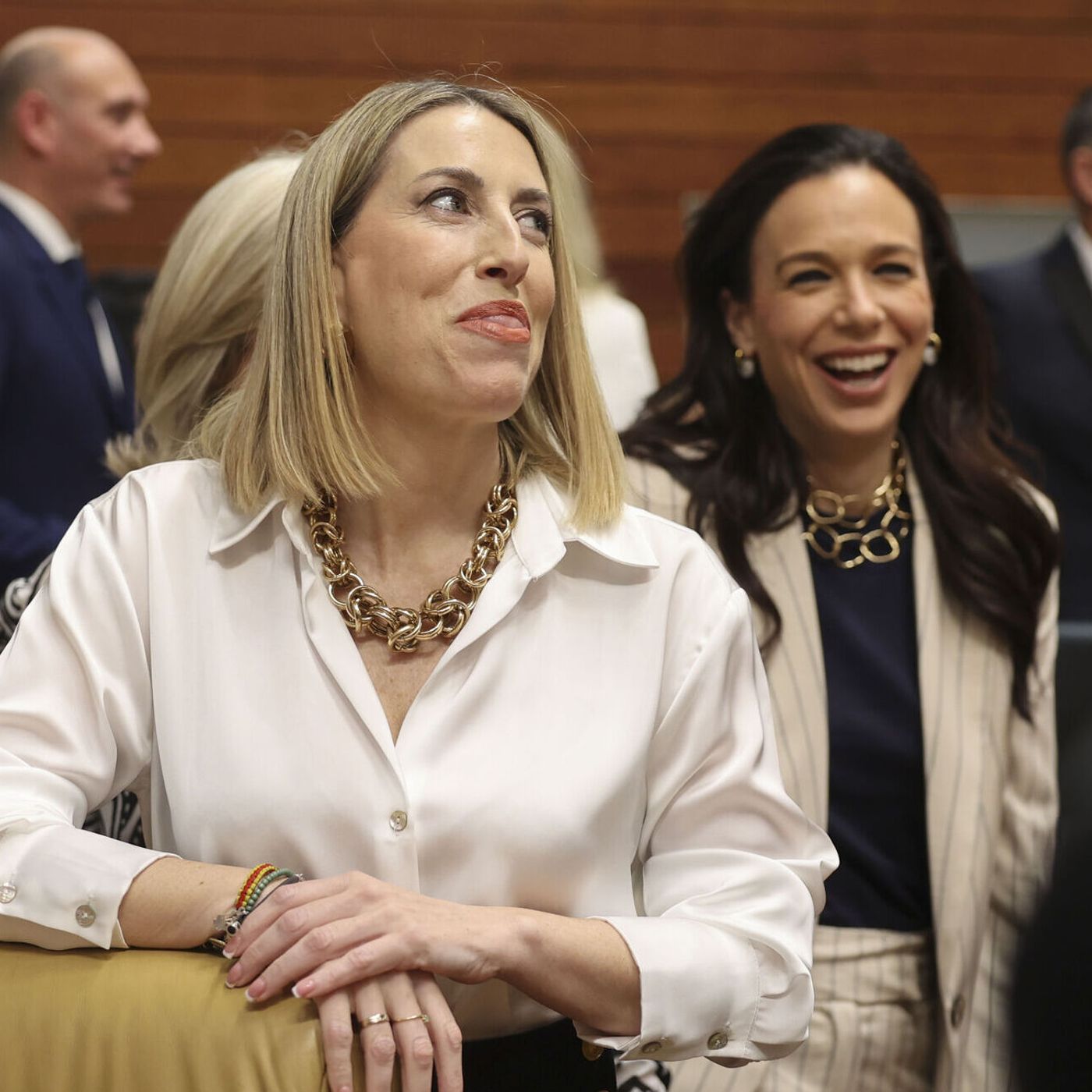 Las Noticias de La Mañana: Vox desbloquea Extremadura y allana el pacto en Aragón tras cuatro meses de bloqueo