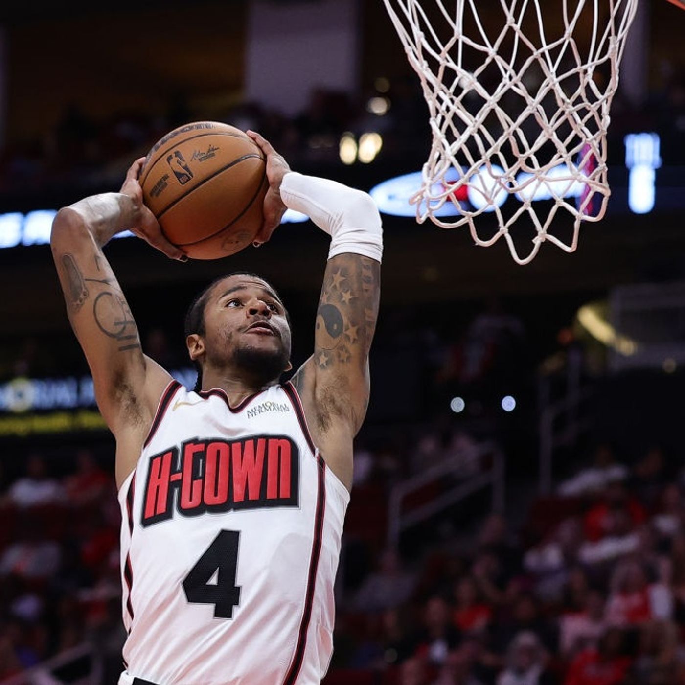 Rockets Take Down Spurs, Should Texans Resign Stefon Diggs? Revenue Sharing Changing College Athletics