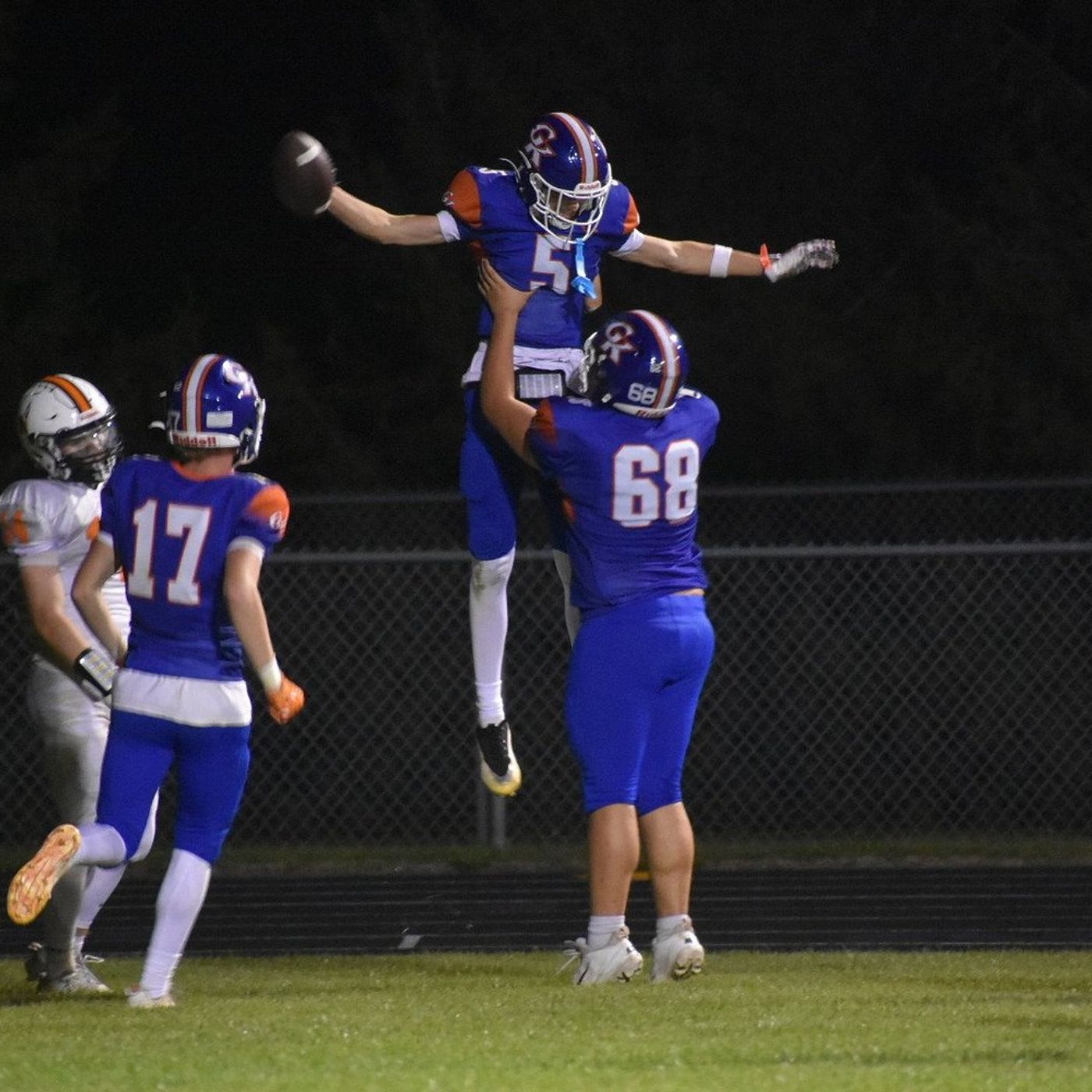 Genoa-Kingston holds off Winnebago, Hiawatha wins, DeKalb falls: Daily Chronicle Week 4 football roundup episode artwork