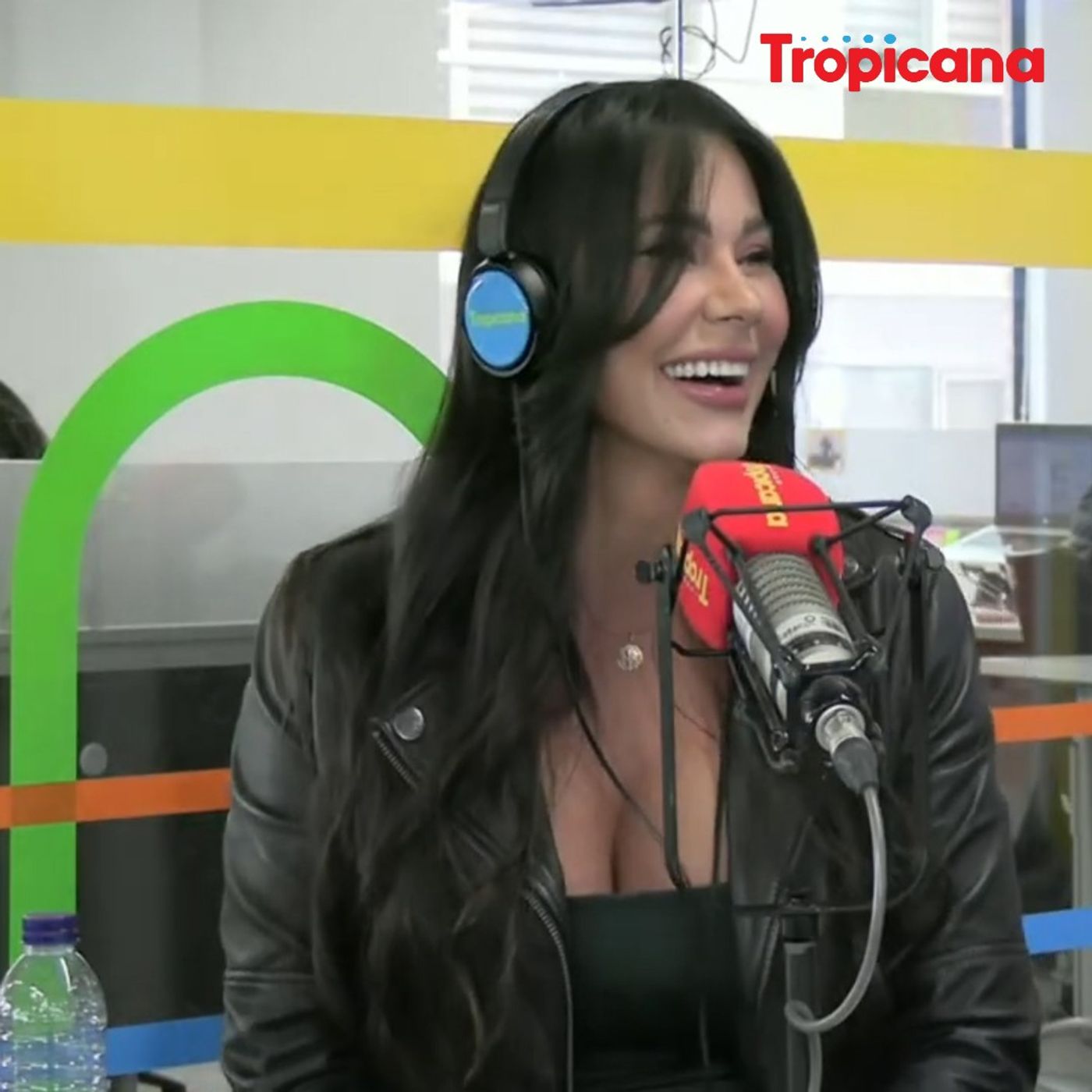 Esperanza Gomez y su evidente belleza episode artwork