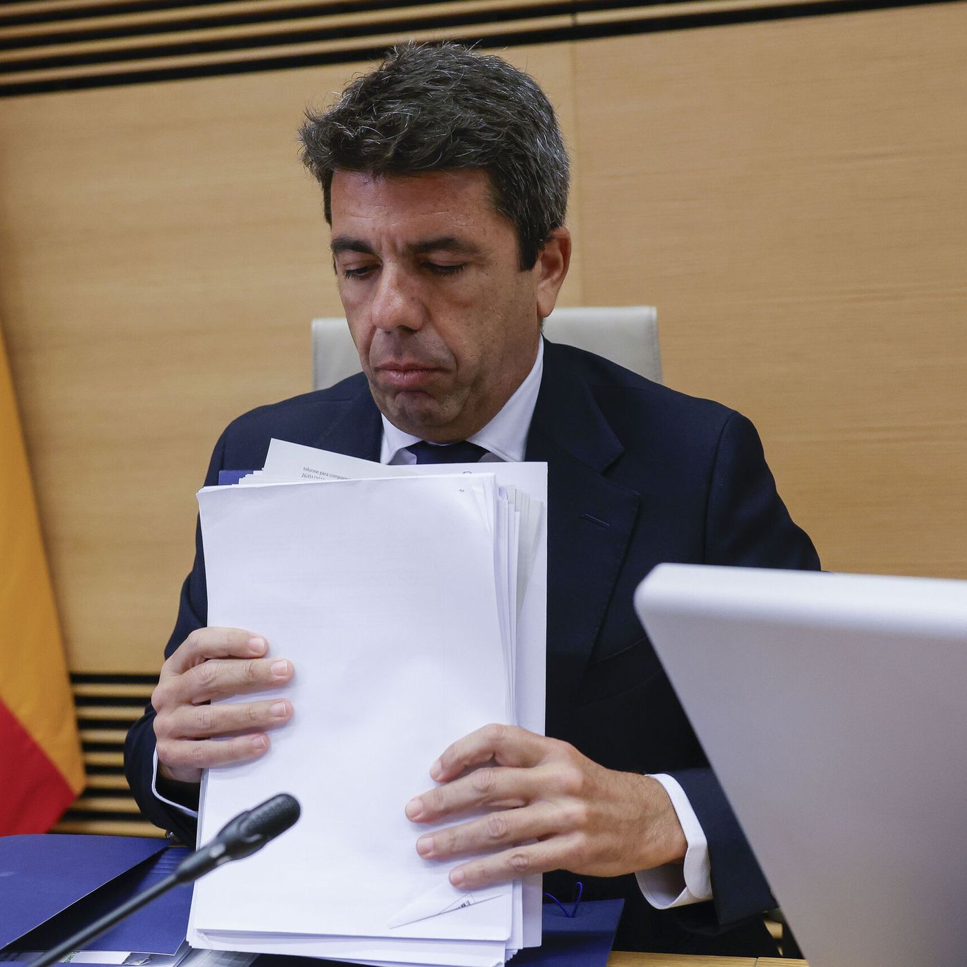 Tertulia de Herrero: Los insultos y la escasez de novedades marcan la comparecencia de Mazón