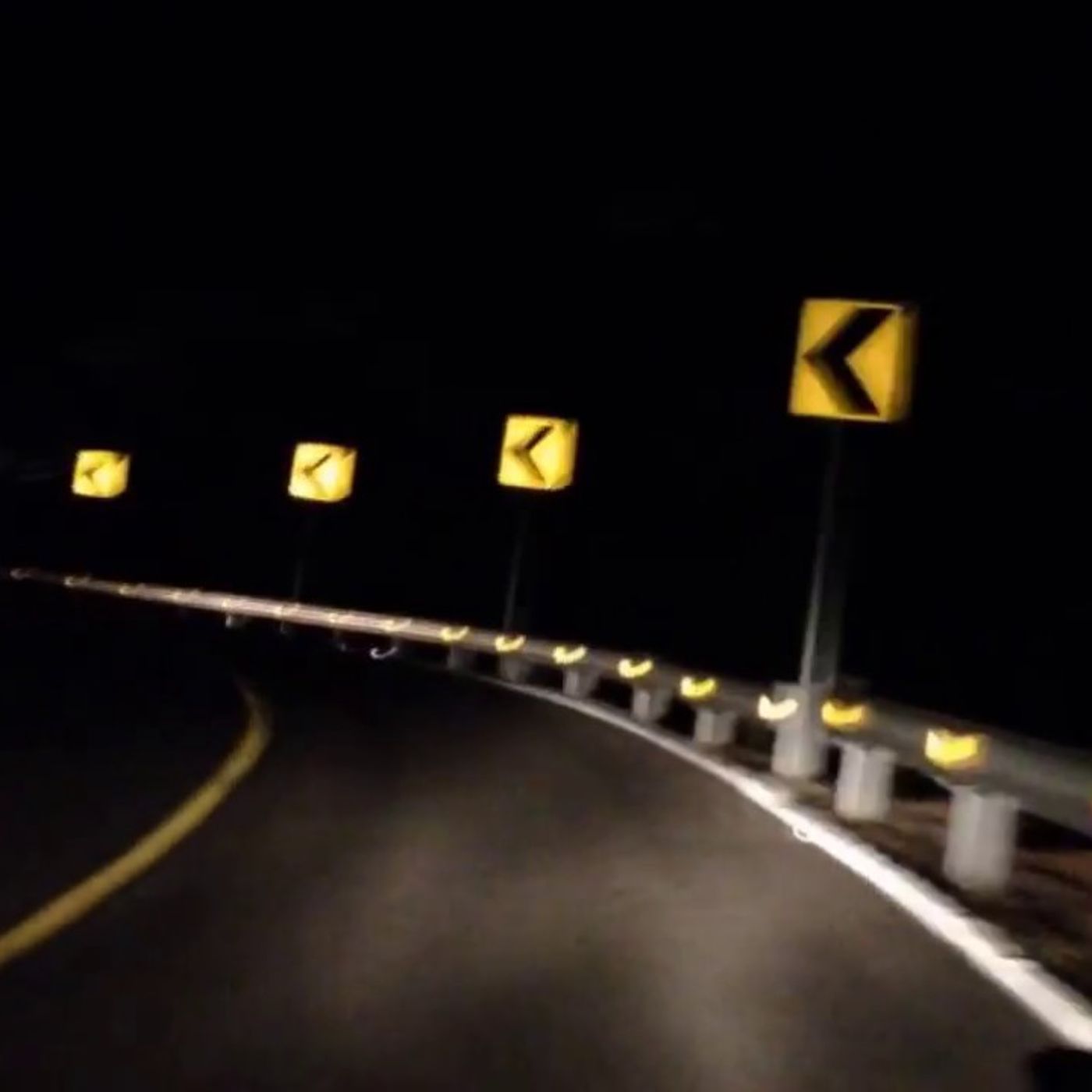 Historias de Miedo Octubre 4 de 2021 HISTORIAS DE CARRETERA