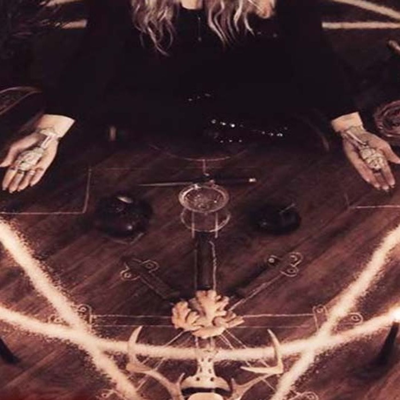 La Médium Historias De Terror - REDE