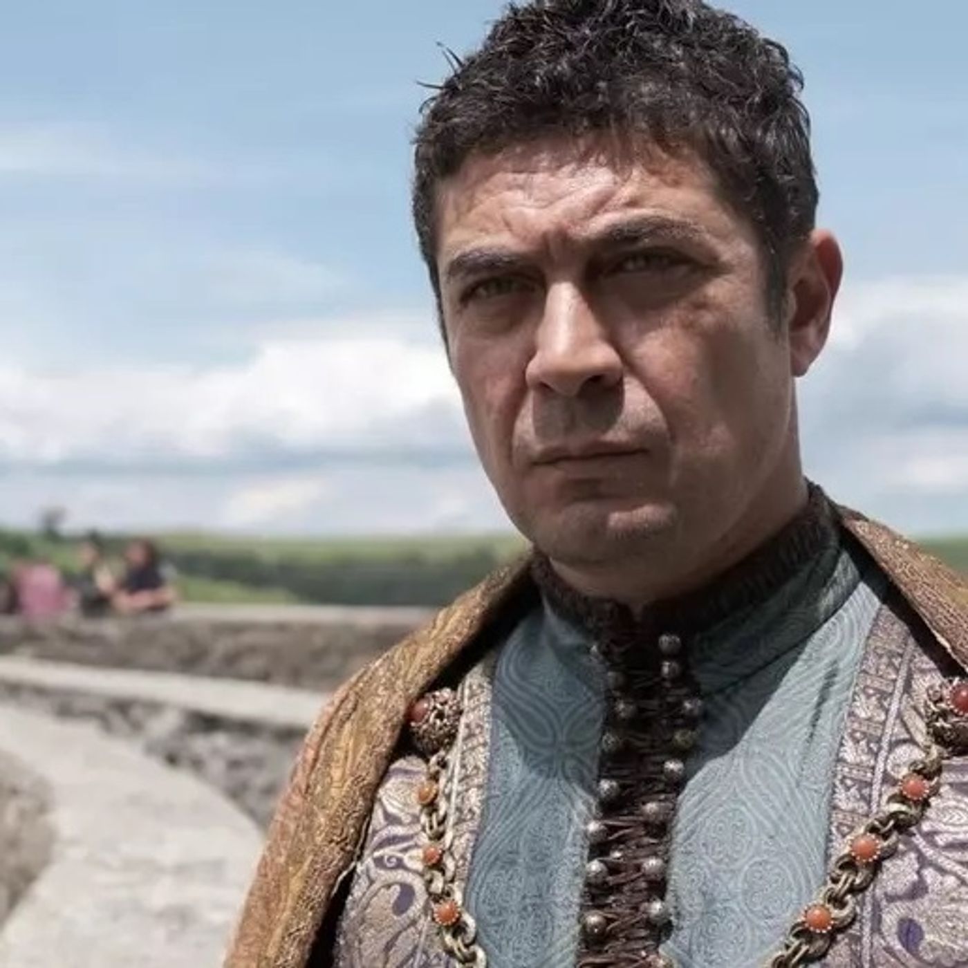 Scamarcio è Federico II in La Meraviglia del mondo, riprese in corso episode artwork