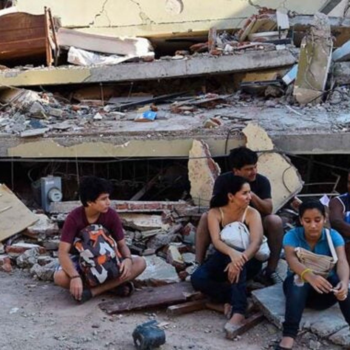 Tertulia: Los terribles terremotos en Venezuela, la ayuda humanitaria internacional y la aprobación de la moción de censura a Sánchez (25/06 episode artwork