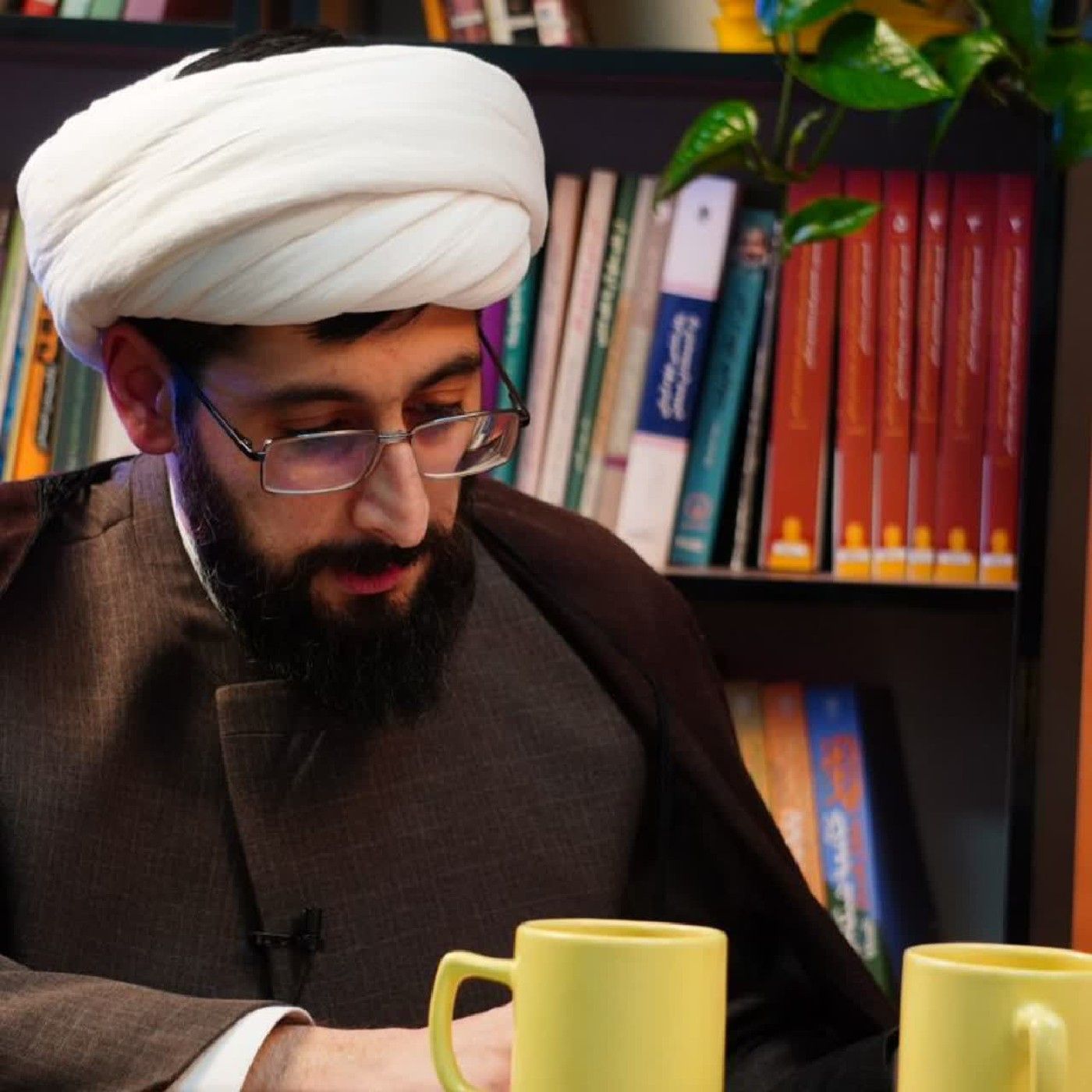 جمهوری اسلامی و خطر پوک شدن از درون