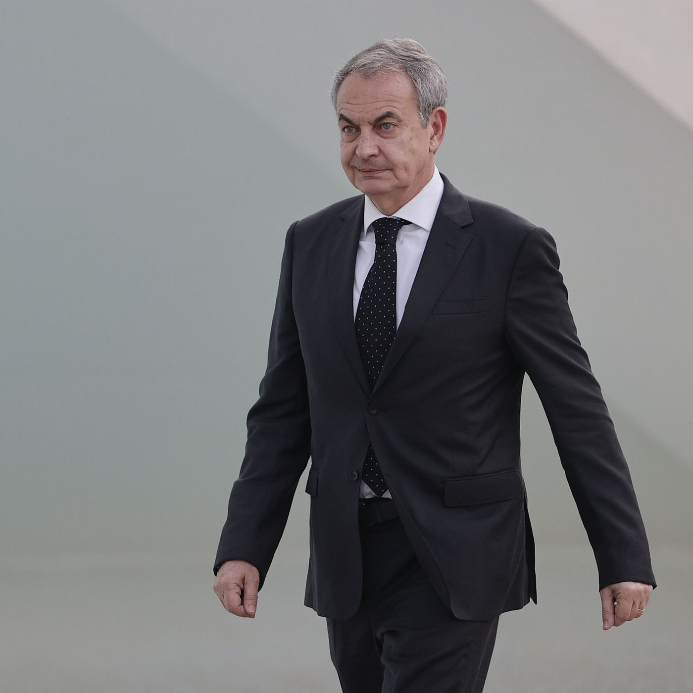 El día en 15 minutos: Las surrealistas excusas de Zapatero tras su reunión con el detenido de Plus Ultra