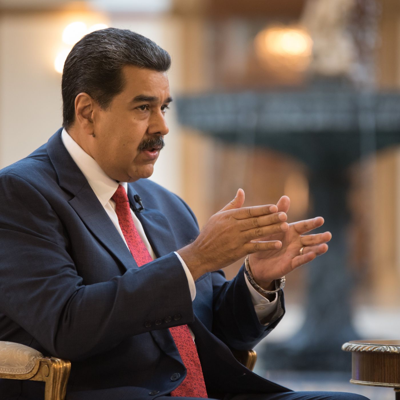 "Maduro repite el guion de Noriega": el experto David Saucedo alerta del riesgo de una intervención militar en Venezuela episode artwork