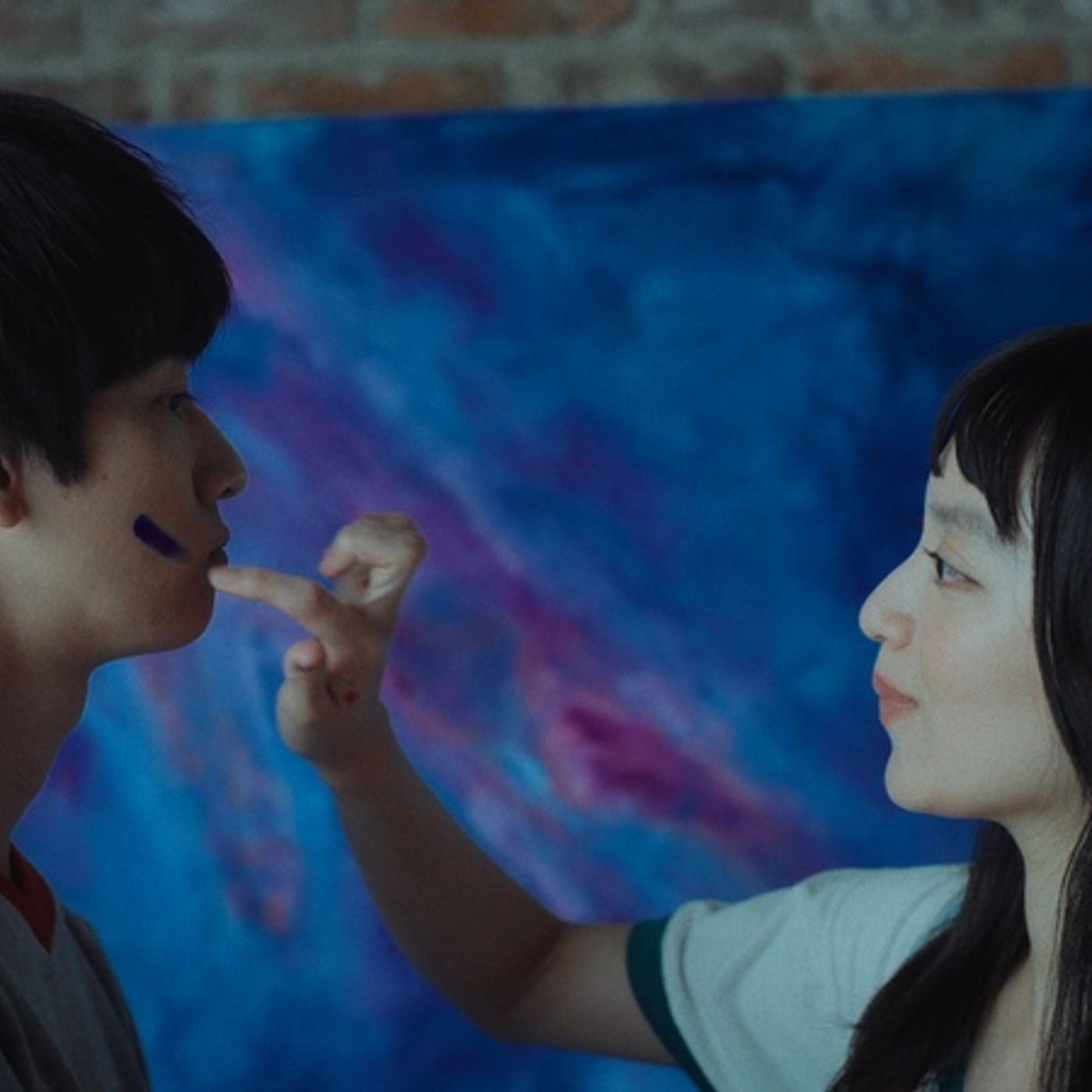 TRACK15、疾走感のある新曲「手と手」MV公開