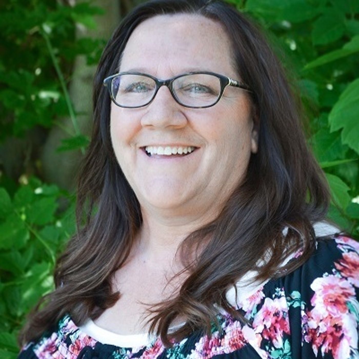 Letters in Family History Research - Holly T. Hansen on Big Blend Radio