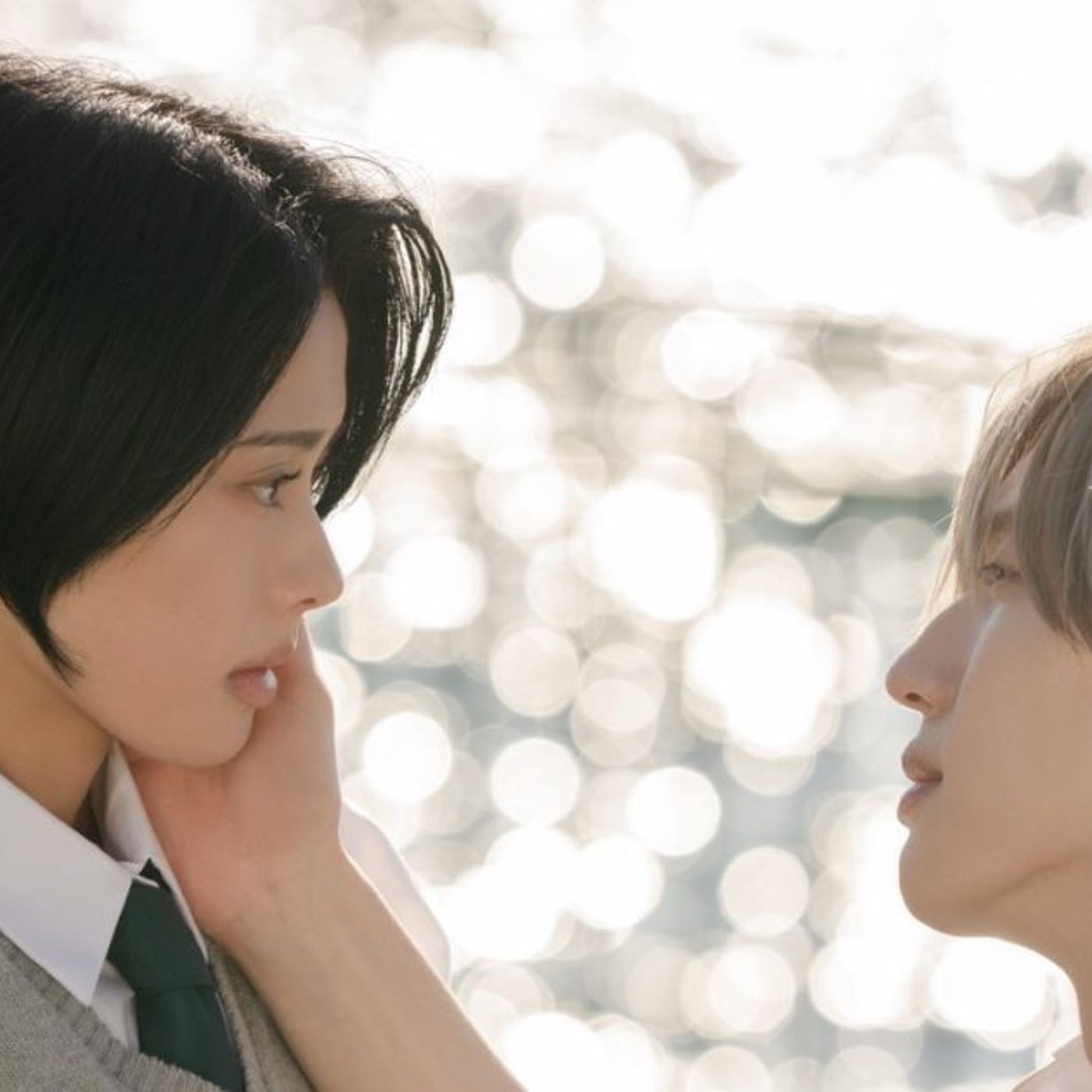 琥珀（道枝駿佑）と宵（安斉星来）の急接近シーン解禁！映画『うるわしの宵の月』新場面写真公開
