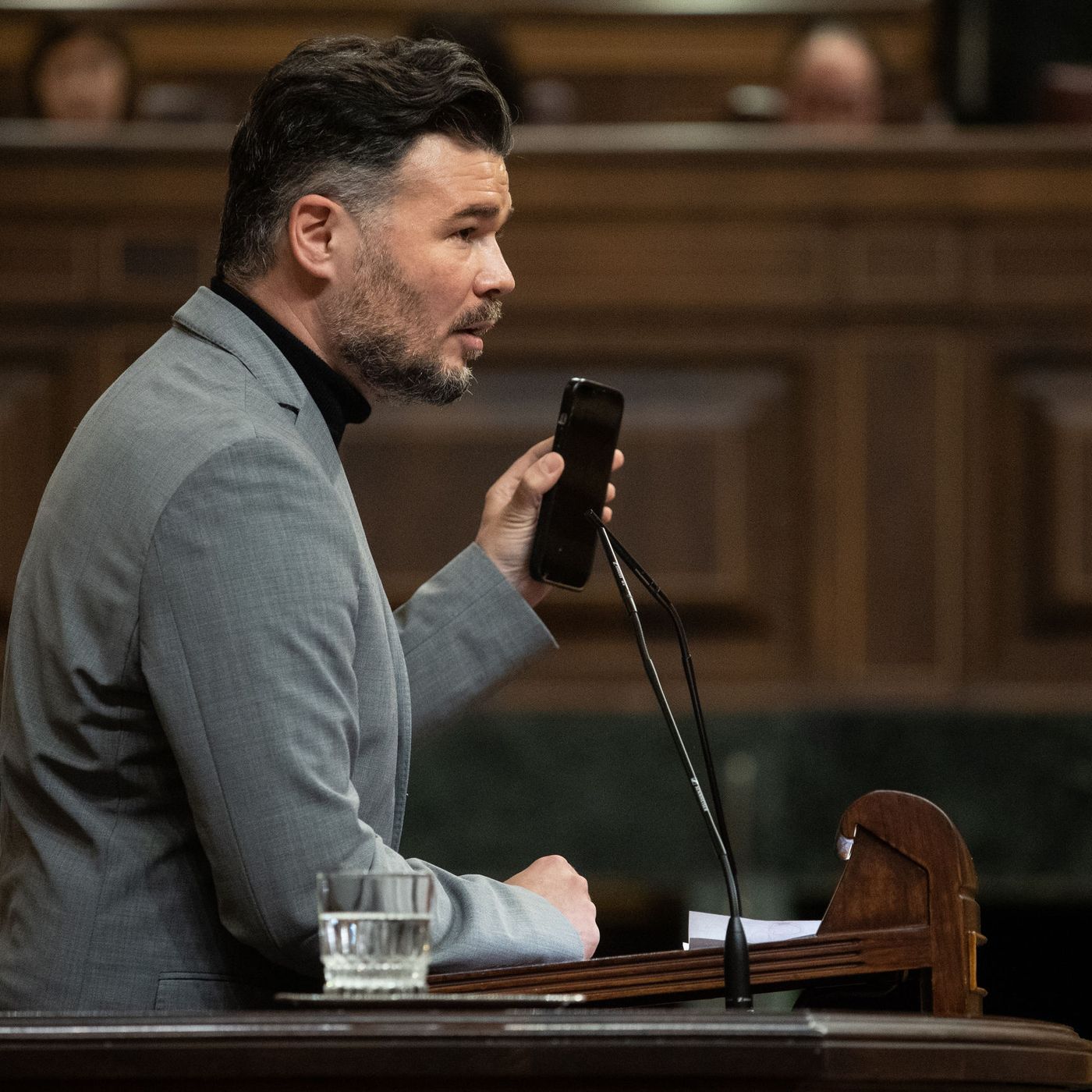 Tertulia de Dieter: La niña de 12 años que fue prostituida cuando estaba a cargo de la Generalidad de Cataluña