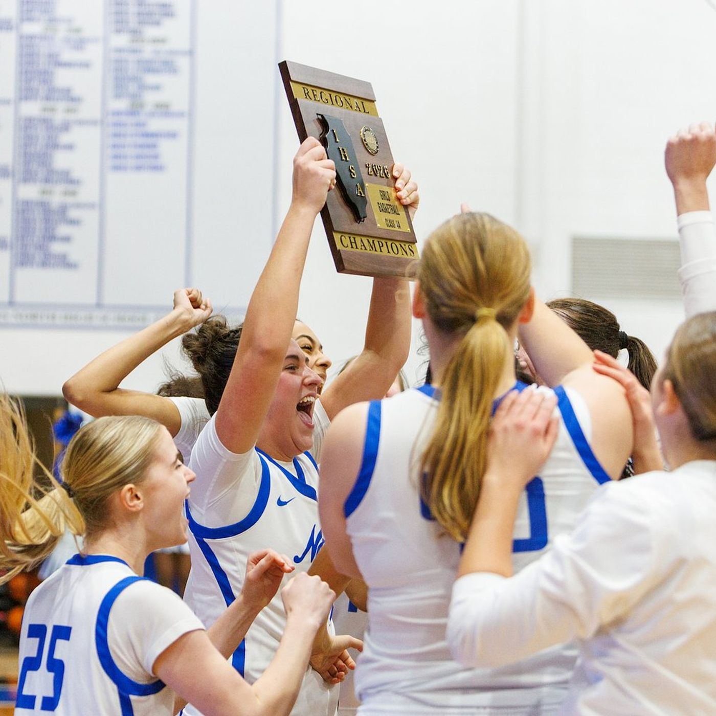 Kaelie Tomalak knocks down go-ahead 3-pointer in OT, helps St. Charles North defeat York for regional title episode artwork