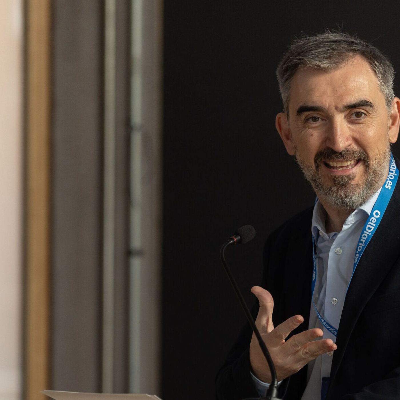 La República de los Tonnntos: Ignacio Escolar ya no sabe ni distinguir las preposiciones